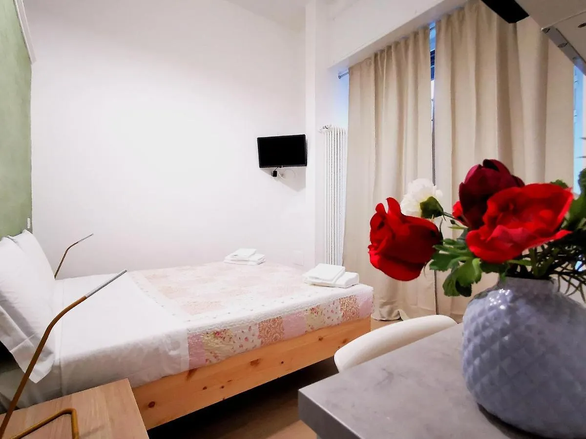 Modern Studio Apartments Milan 0*,  Italy
